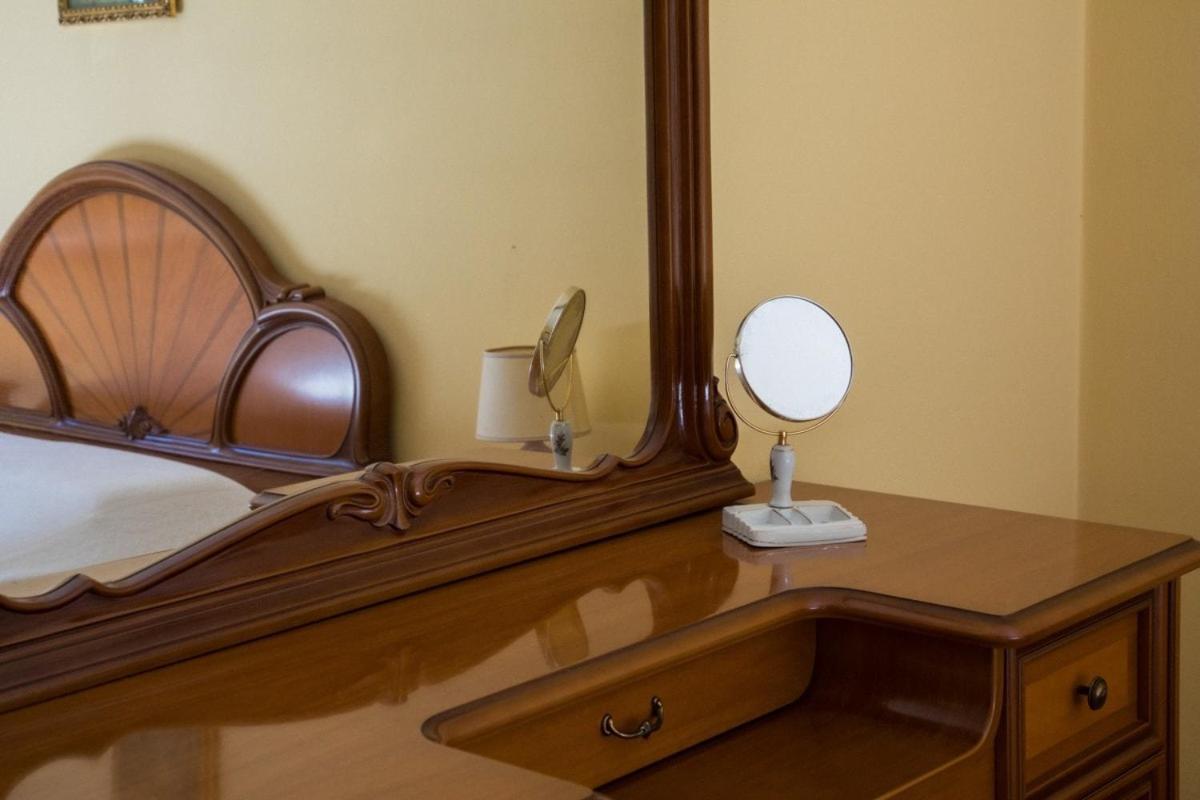 Casa Bettoni Iseo Villa ภายนอก รูปภาพ