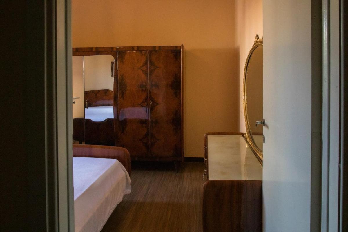 Casa Bettoni Iseo Villa ภายนอก รูปภาพ